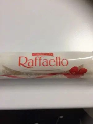 Raffaello Praline Cu Nuca De Cocos Si Migdale 40 G